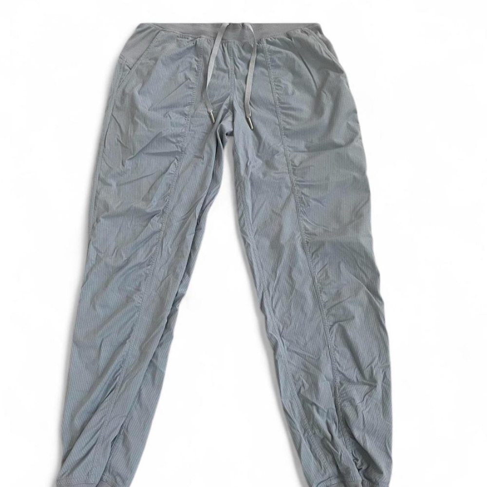 Lululemon dance studio joggers